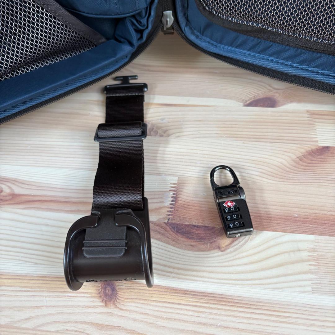 美品　TUMI Alpha 2 キャリーケース　キャリーバッグ　4輪　35L相当