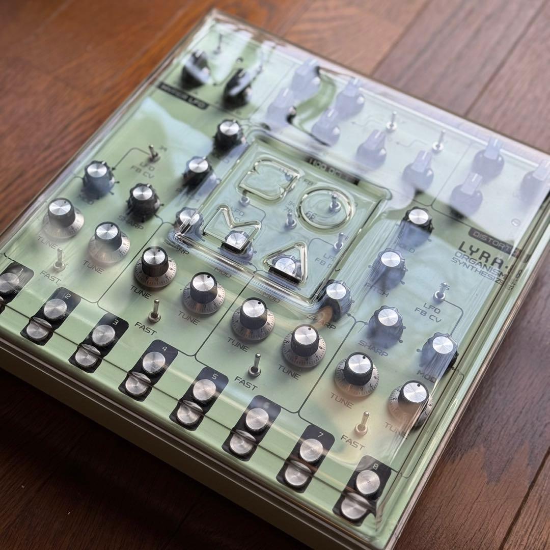 鍵盤楽器 SOMA / LYRA-8