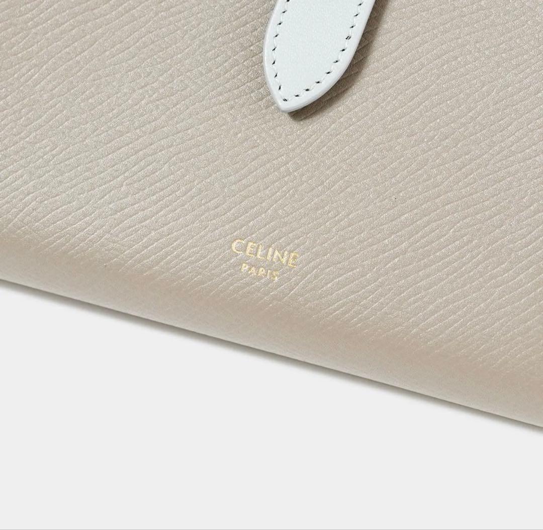 【美品　箱付き】セリーヌ ミディアム ストラップ ウォレット