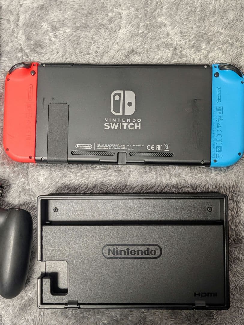 任天堂スイッチ 本体 Nintendo Switch joy-con 赤 青