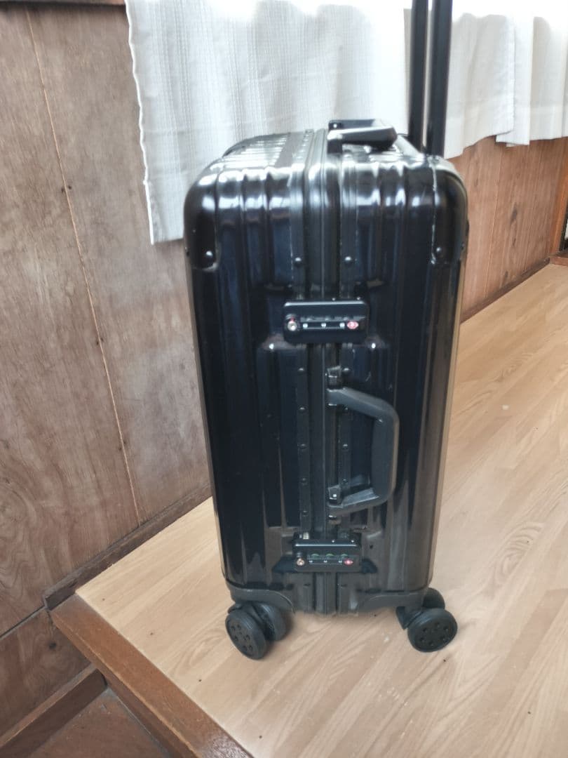 リモワ風 キャリーケース 36L 4輪 機内持ち込み RIMOWA