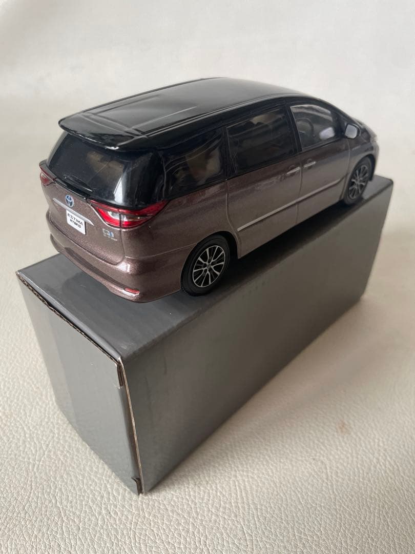 トヨタ エスティマ ハイブリッド ⑨ 2ブラック×ダークシェリーマイカメタリック