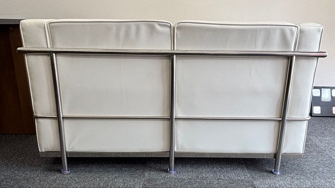 ル・コルビジェ リプロダクト 2人掛け LC2 ソファ ホワイトレザー