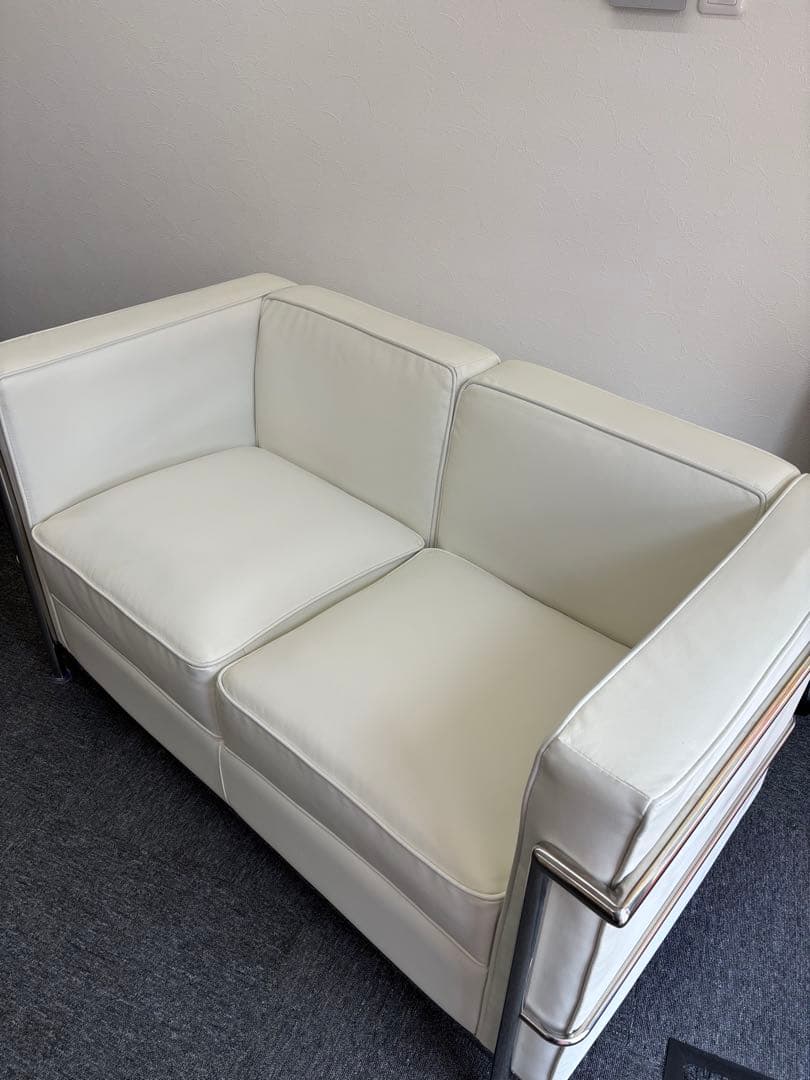 ル・コルビジェ リプロダクト 2人掛け LC2 ソファ ホワイトレザー