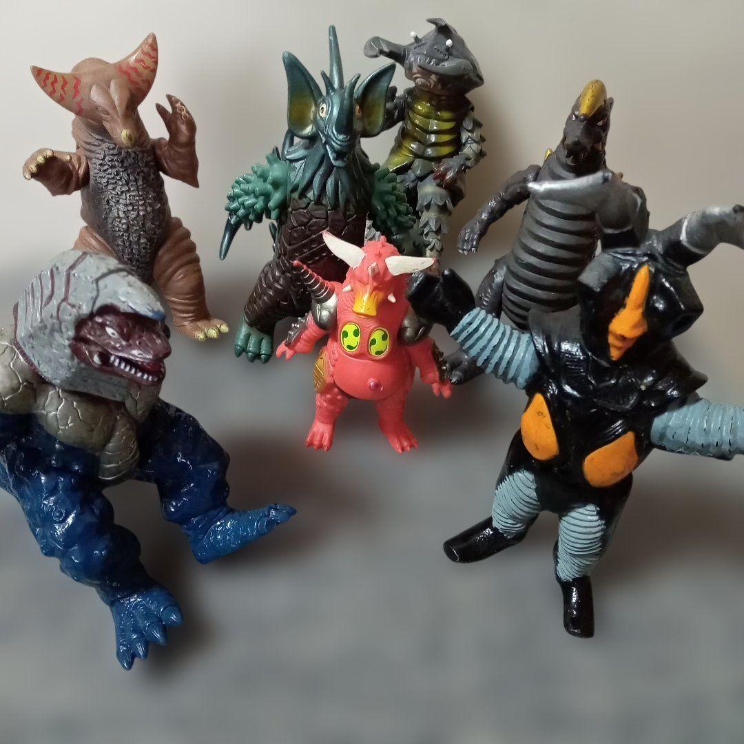 恐竜のおもちゃセット（7体 ）