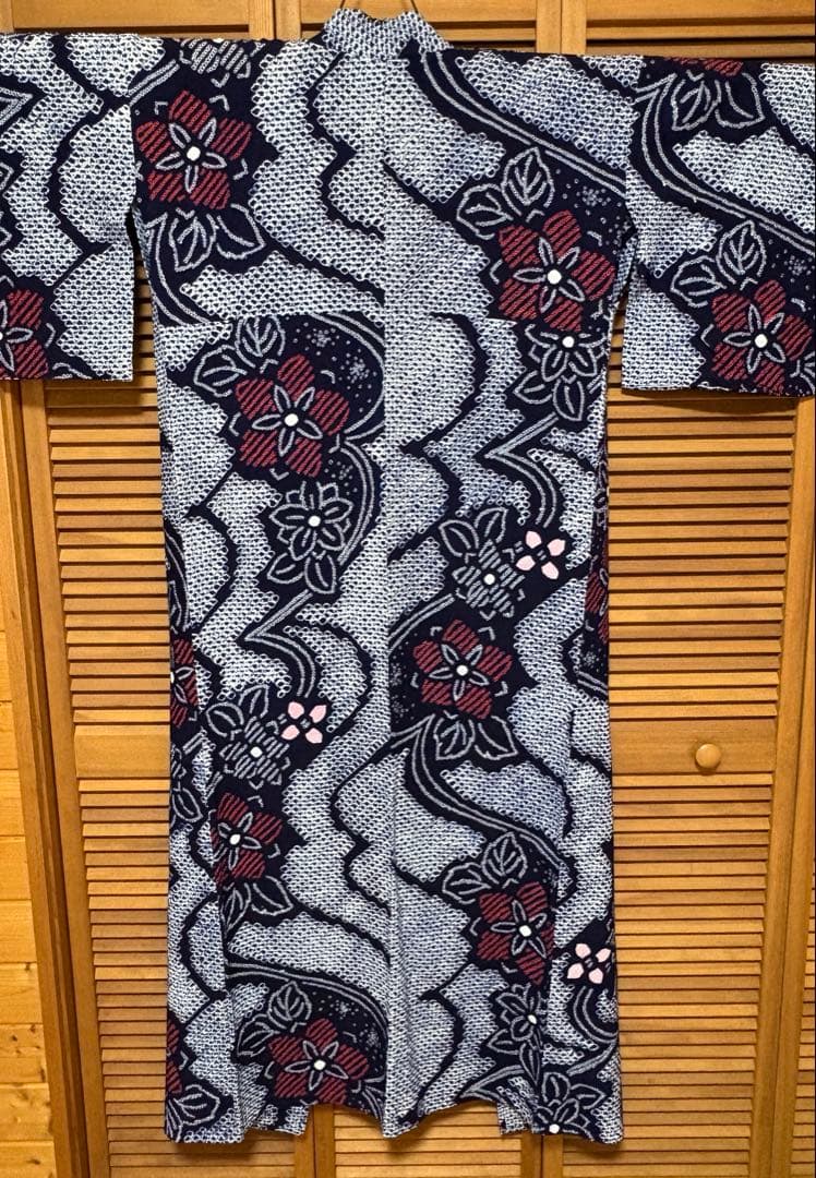 有松絞りの浴衣　花