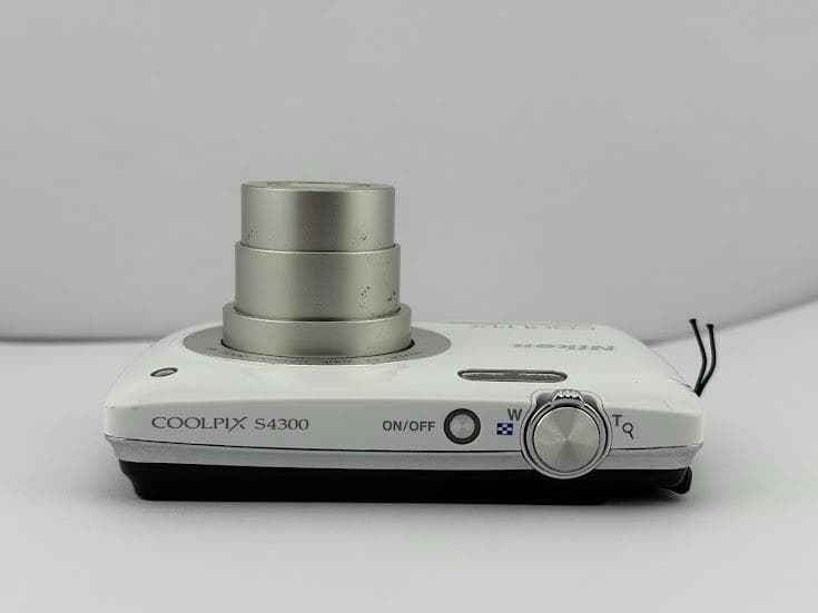 ★極上品★ ニコン NIKON COOLPIX S4300 シェルホワイト
