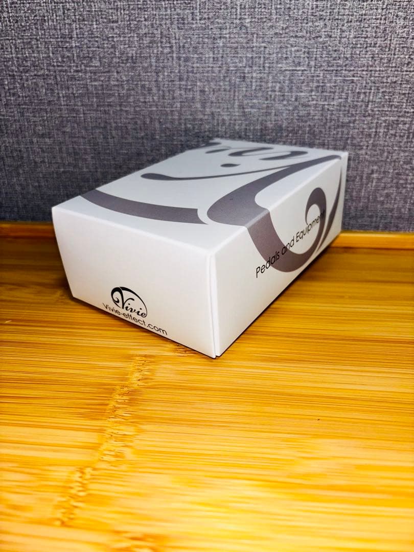 ギター Vivie / CLIONE