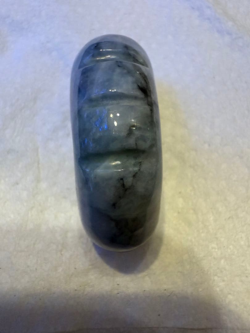 糸魚川翡翠‼️青翡翠‼️勾玉‼️希少‼️高品質‼️正規品‼️元枠 作‼️大18.1g‼️破格出品