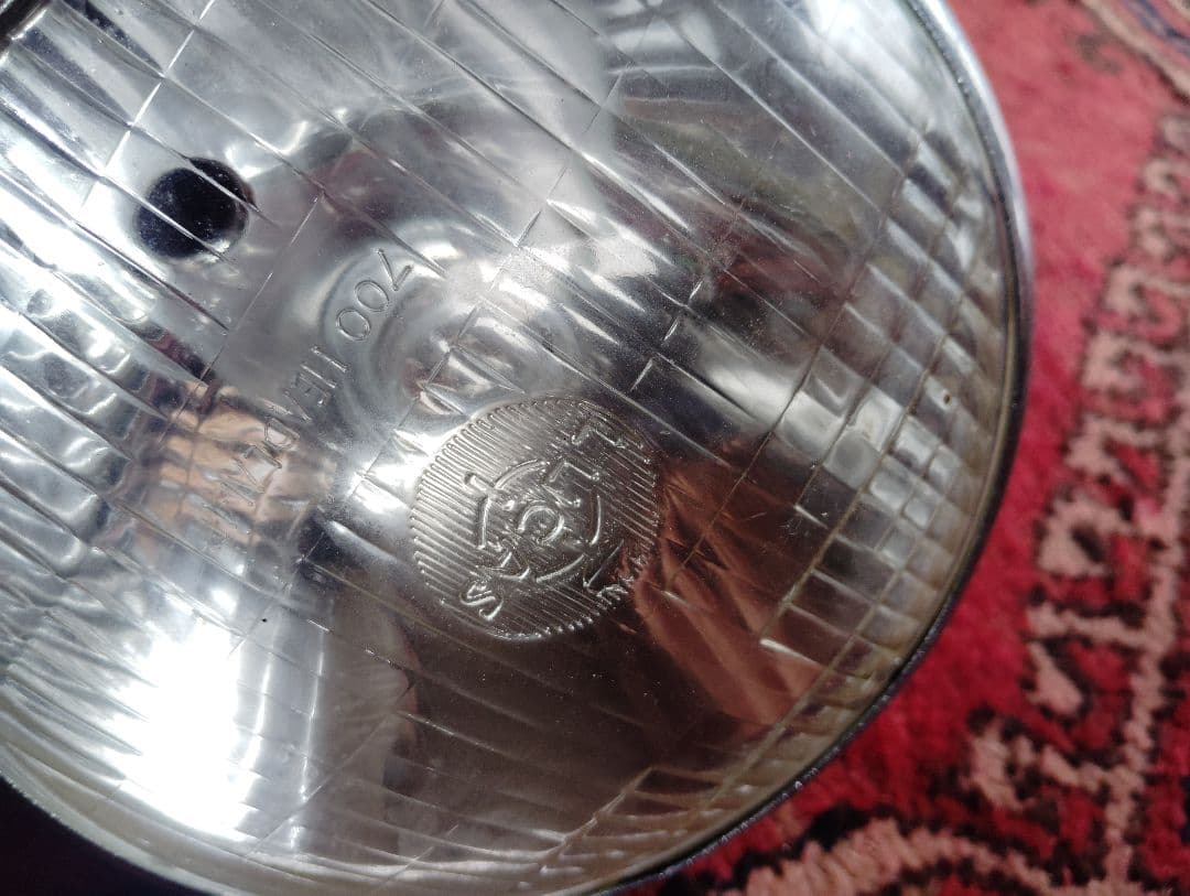 ルーカス　トライアンフ　ヘッドライト　7インチ　純正