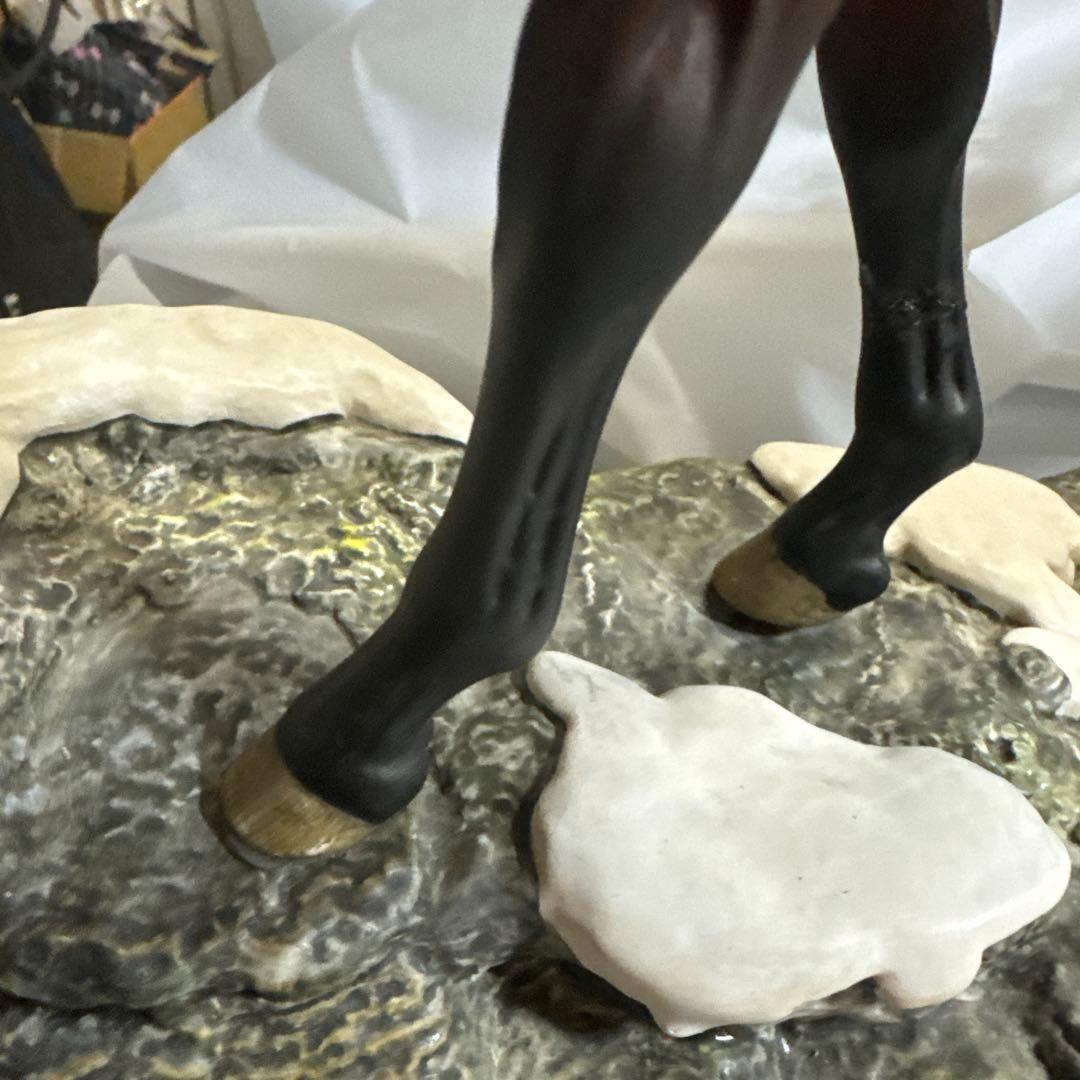 ☆馬・高級置物【ロイヤルドルトン・焼き物】訳あり☆