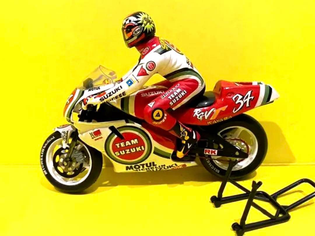 絶版限定スズキRGV500#34ケビン.シュワンツモデル未展示品☆1/24