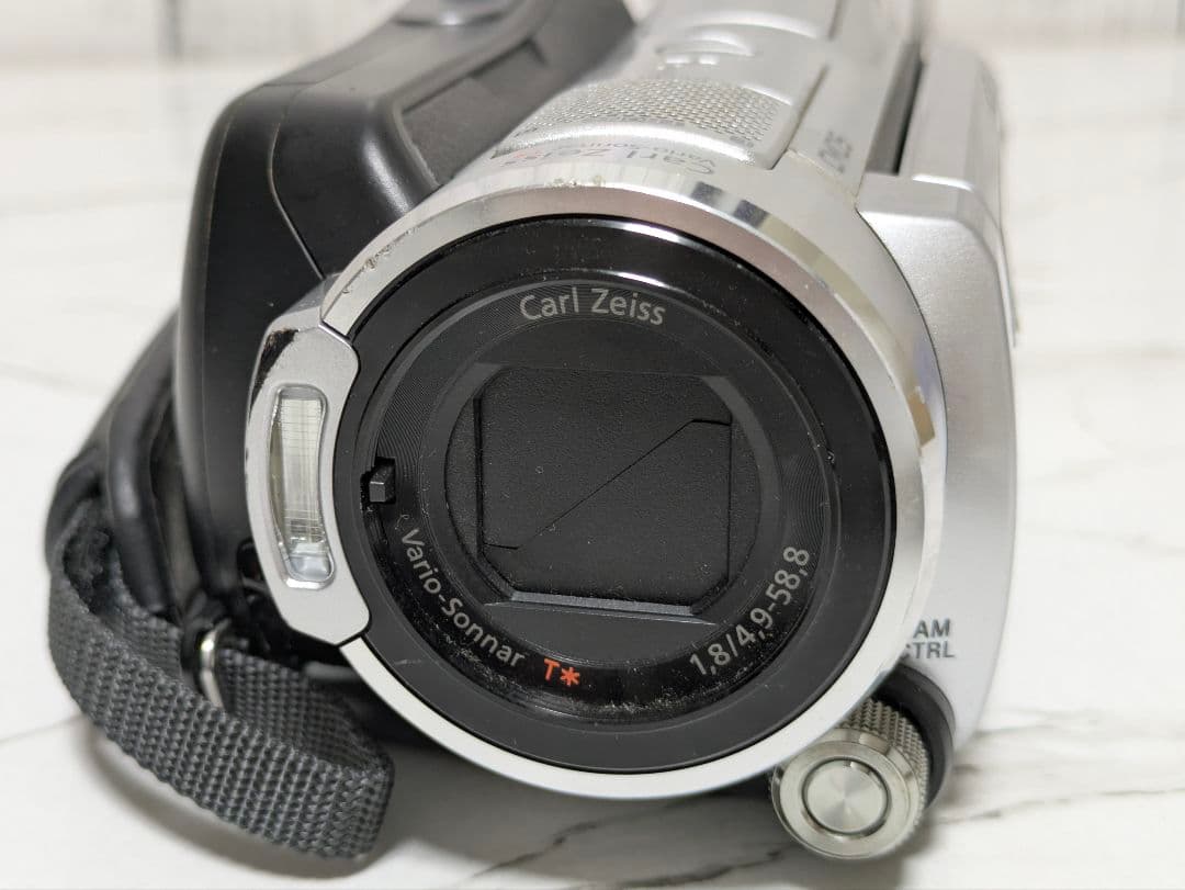 ② SONY　HDR-SR11