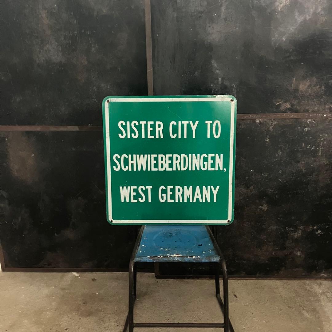 ヴィンテージメタルサイン