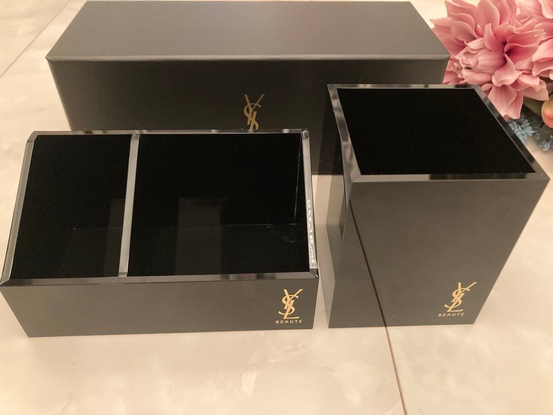 非売品 未使用 YSL イヴサンローラン　ストレージボックス　ブラシスタンド