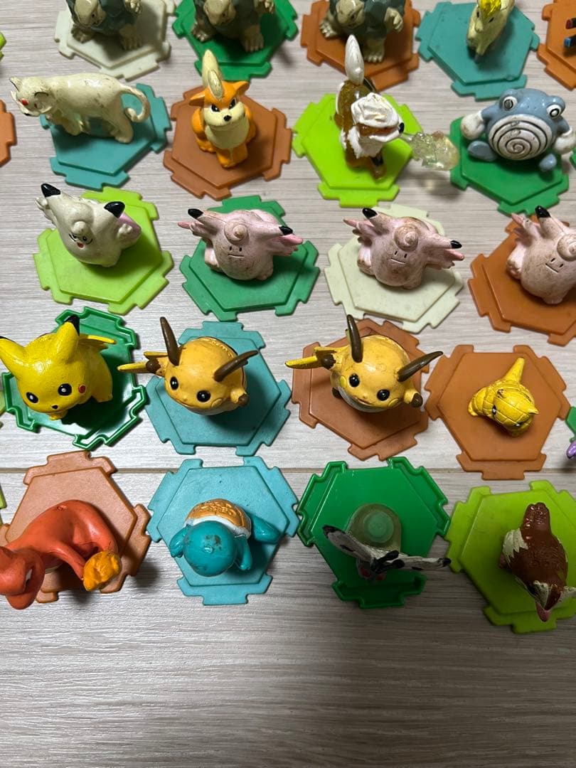 ポケモン フィギュア 台座　97体　まとめ売り