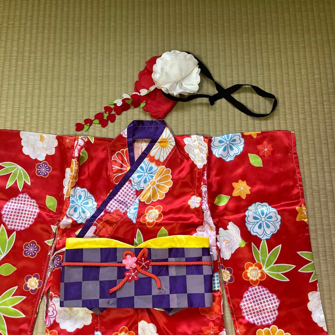 不二家 店頭用ペコちゃん 専用衣装 お正月用の晴れ着 華やかな着物衣装