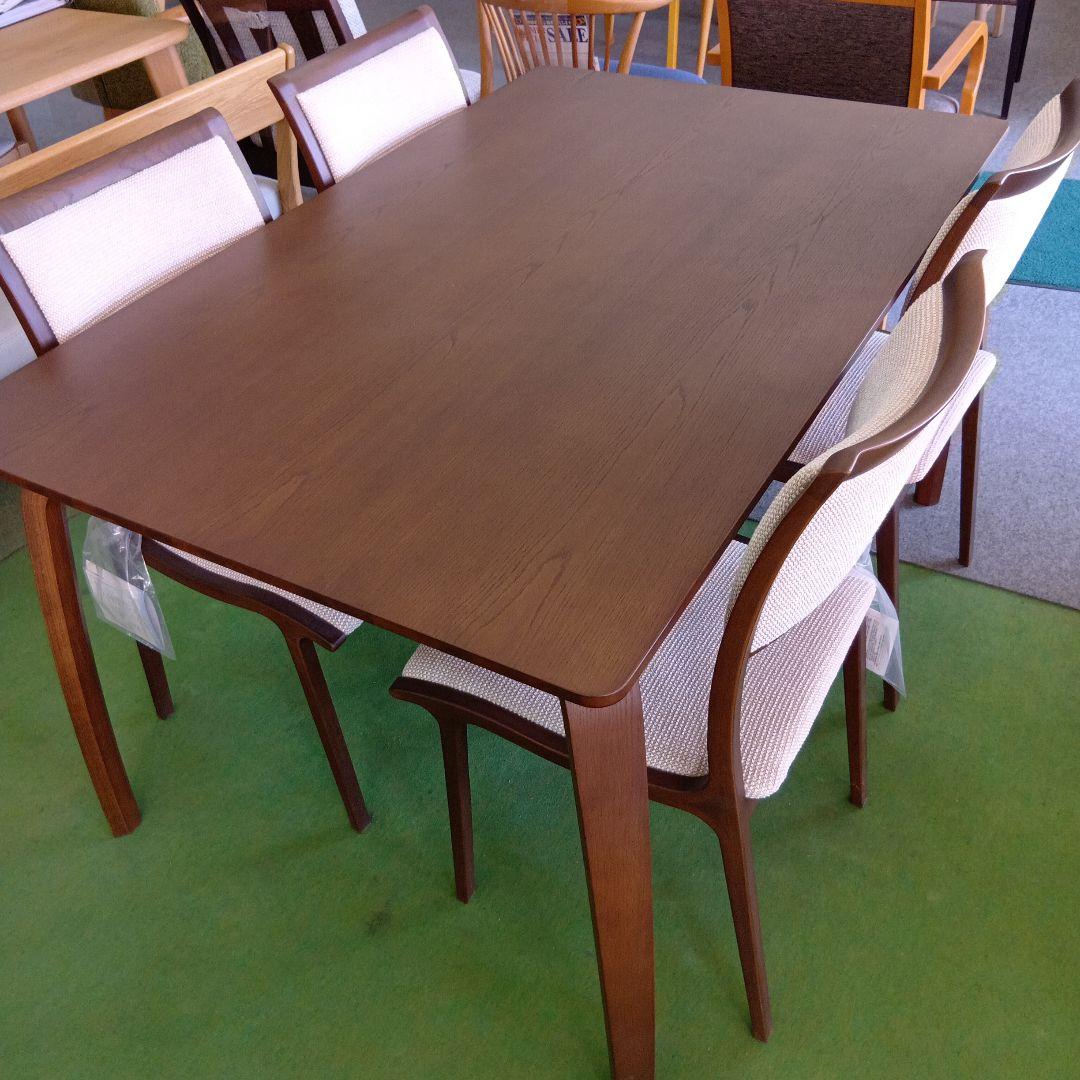 富士ファニチャー ダイニング テ−ブル R 04020 M 展示品