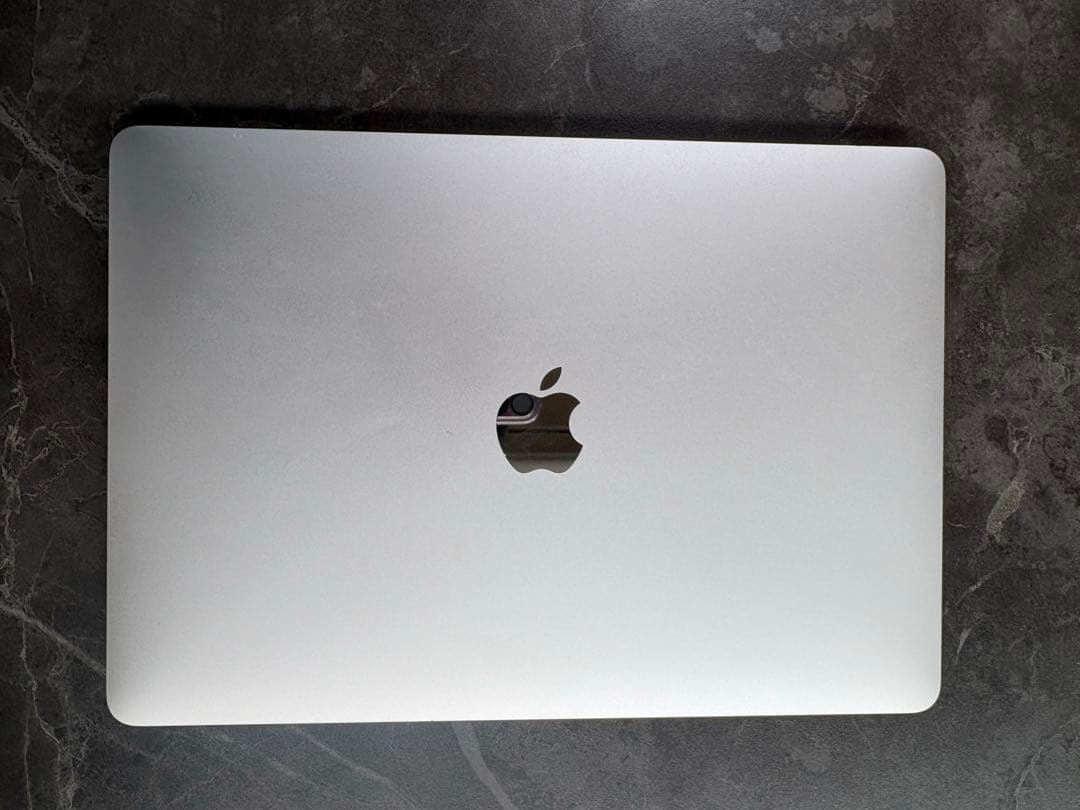 MacBook Pro A2251 2020ジャンク/診断書付き/美品