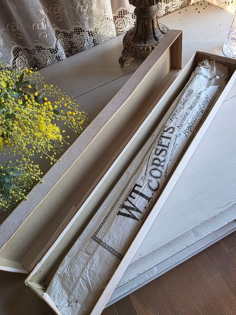 フランスアンティーク 19世紀 アンティークコルセット箱　南フランス