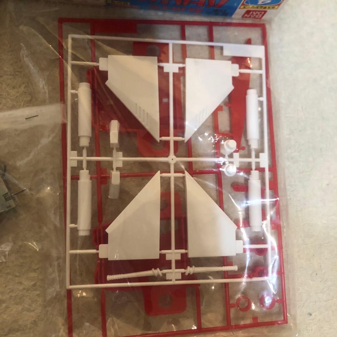 バトルジェット コンバトラーV 組み立てキット　プラモデル　フィギュア