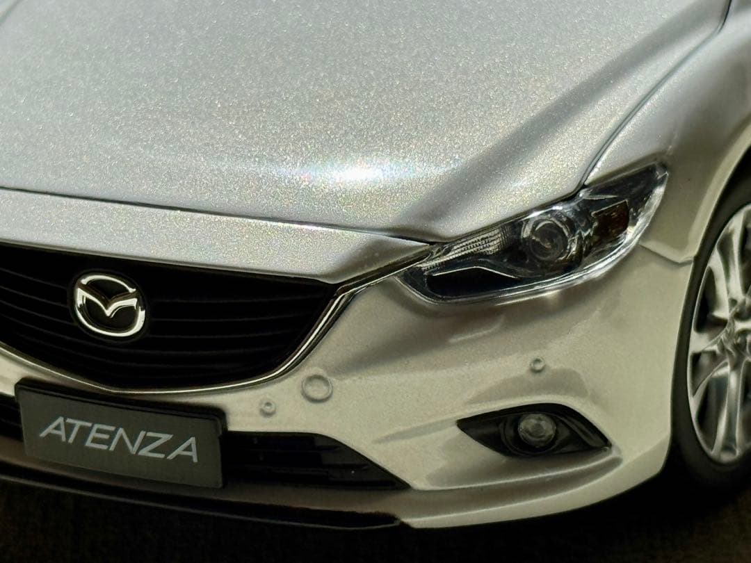 ミニカー 1/18 マツダ アテンザセダン 2014