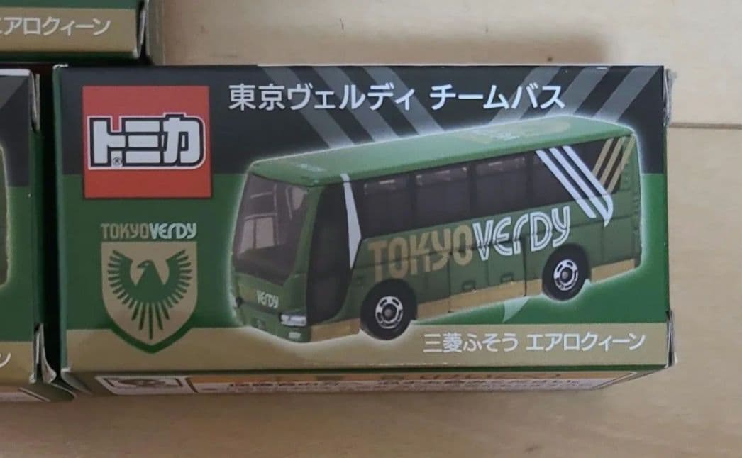 【新品未開封 】トミカ 東京ヴェルディ チームバス 三菱ふそう エアロクィーン