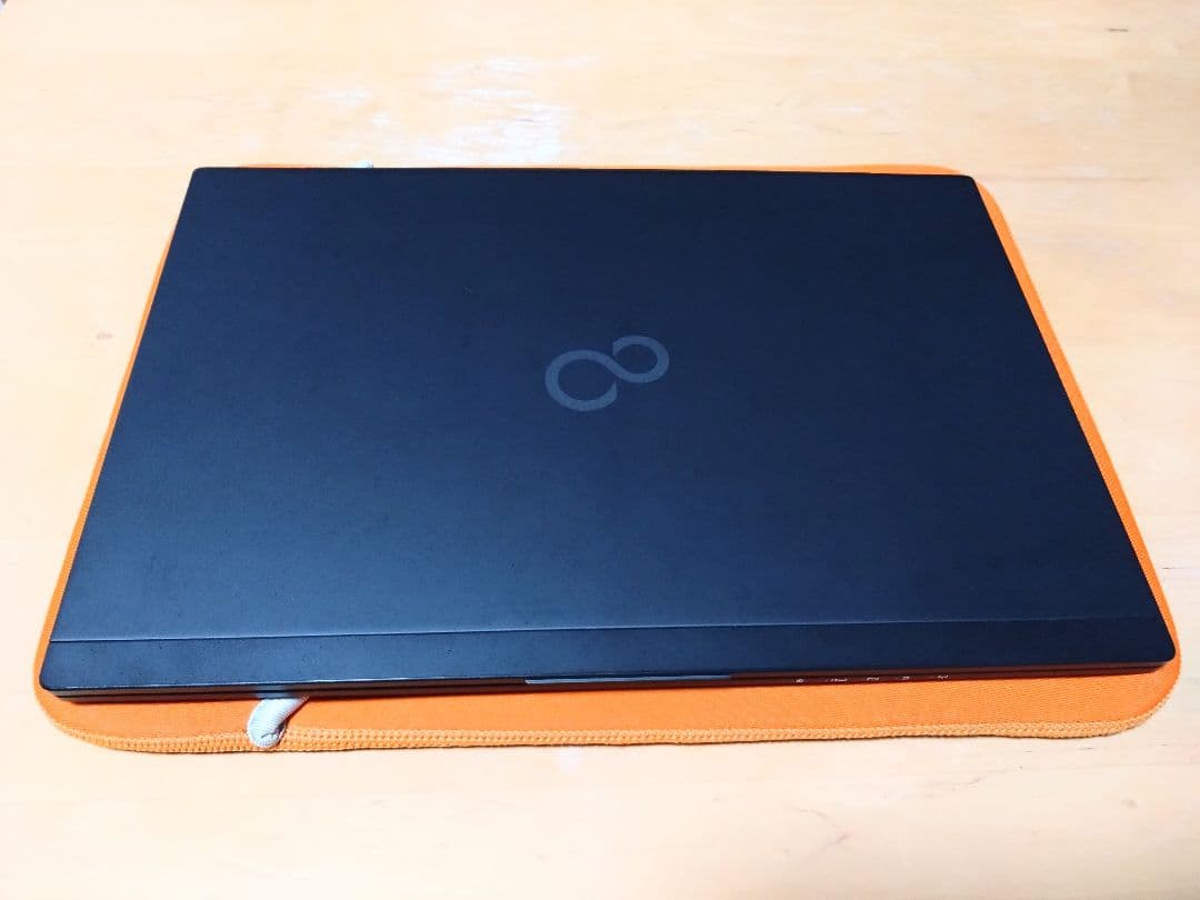 LIFEBOOK U939 富士通ノートパソコン メモリ8GB SSD256GB