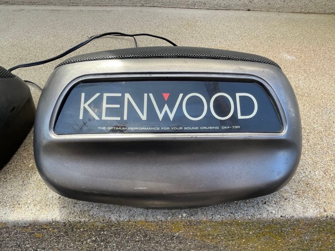 置き型カースピーカー