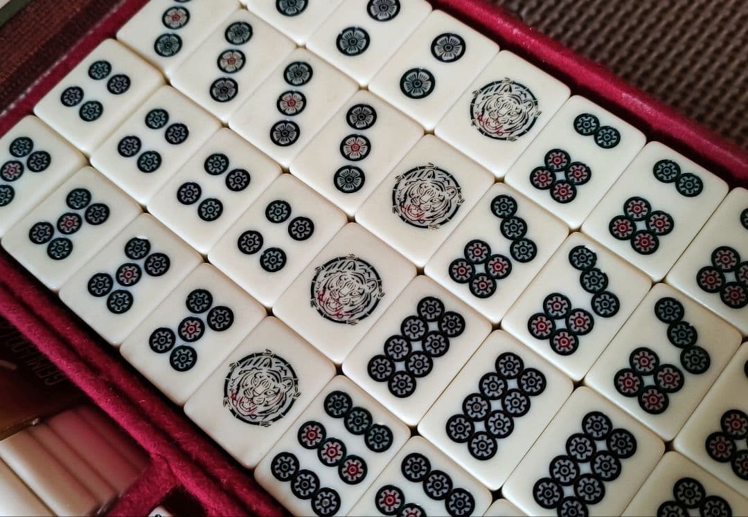 麻雀　麻雀牌　キングバード　虎牌　背黒　雀鬼　中古品