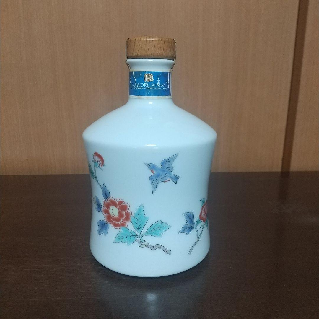 サントリーウイスキー エクセレンス〈有田焼ボトル〉