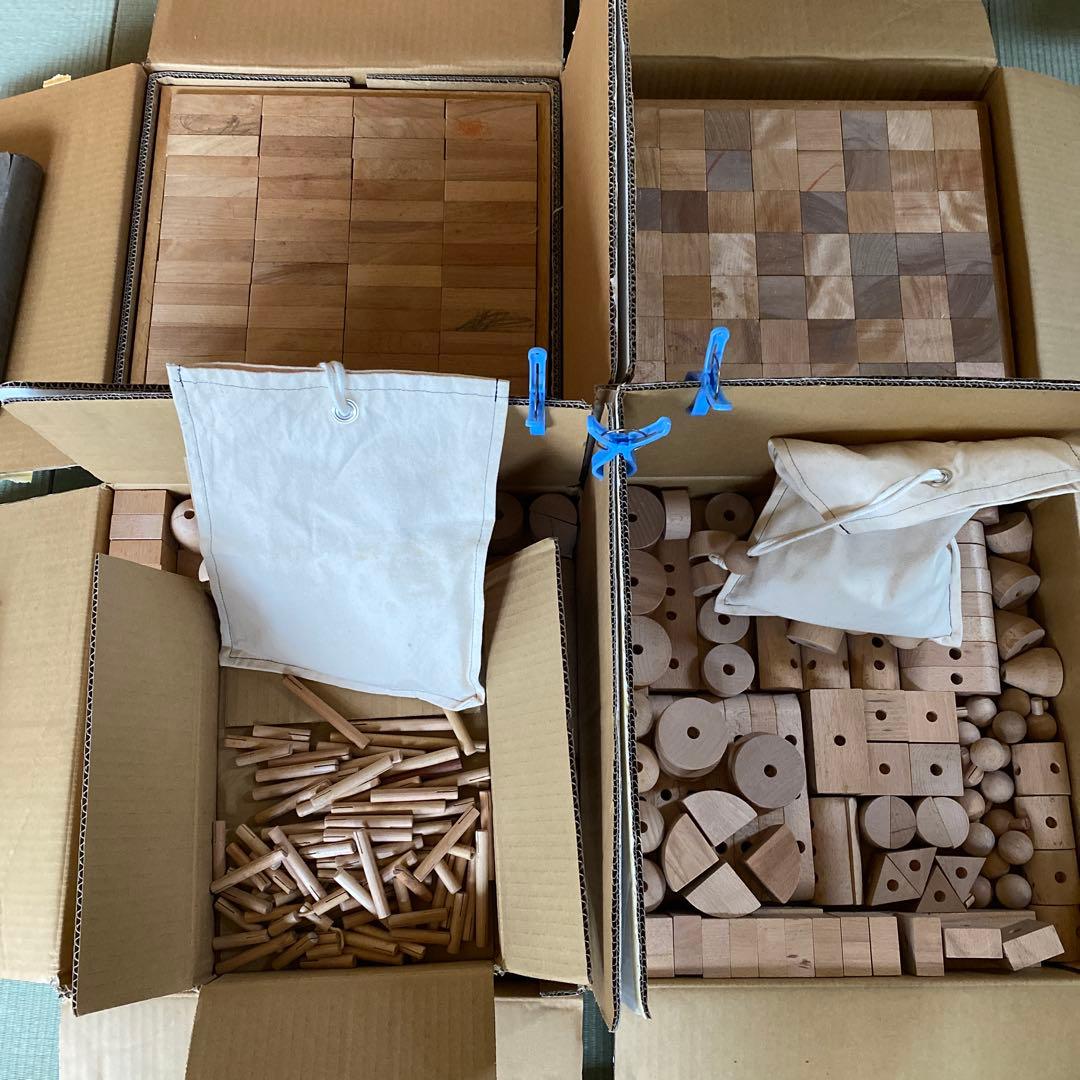 【お値下げ大量まとめ売り】童具館2.WAKU-BLOCK立方体と直方体1つずつ。