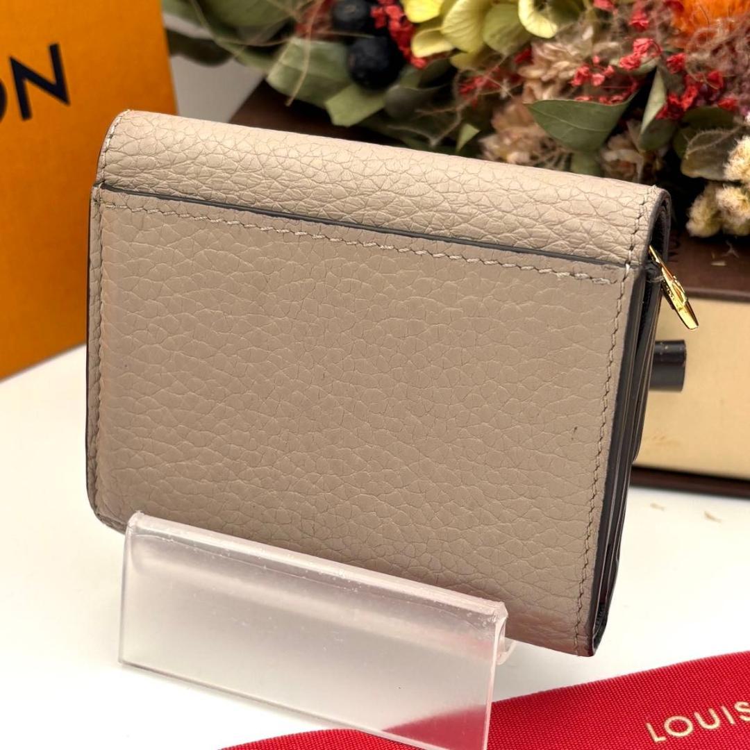 ルイヴィトン ポルトフォイユ カプシーヌ XS 三つ折り 財布 ガレ ベージュ