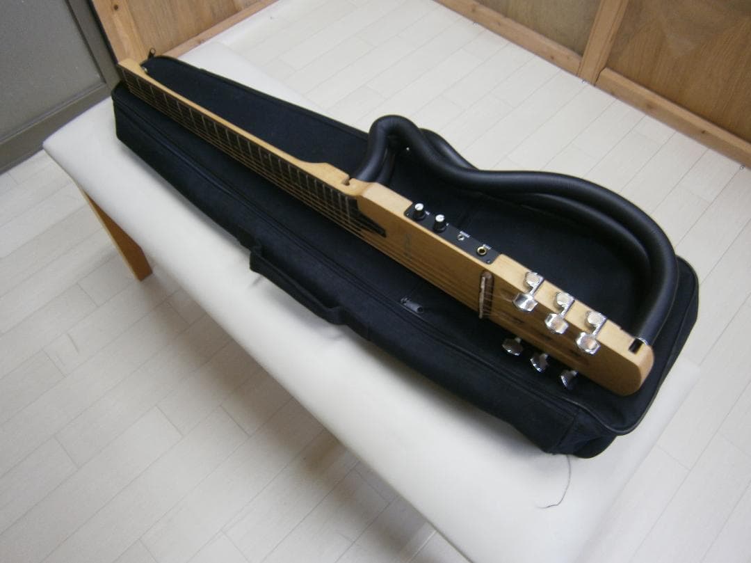 Ａrtisan＜サイレント・トラベルギター＞折り畳みタイプ