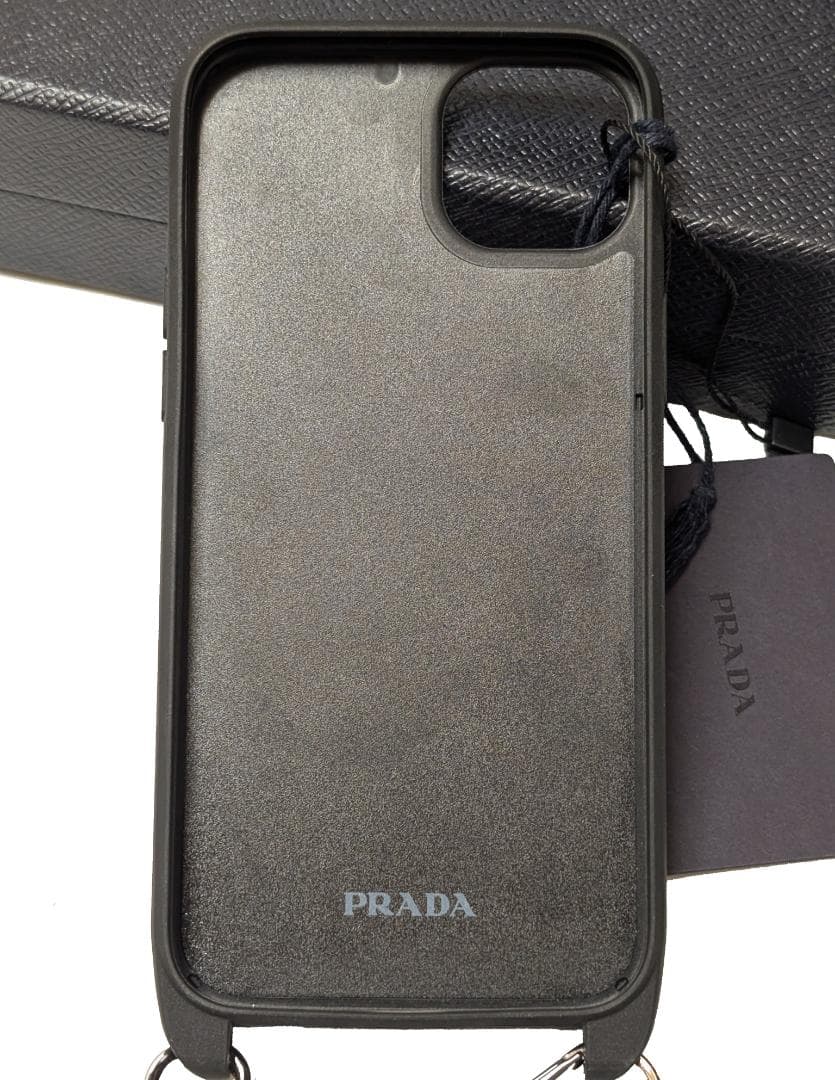 新品　PRADA　プラダ　iPhone 14 PLUS ケース　サフィアーノ