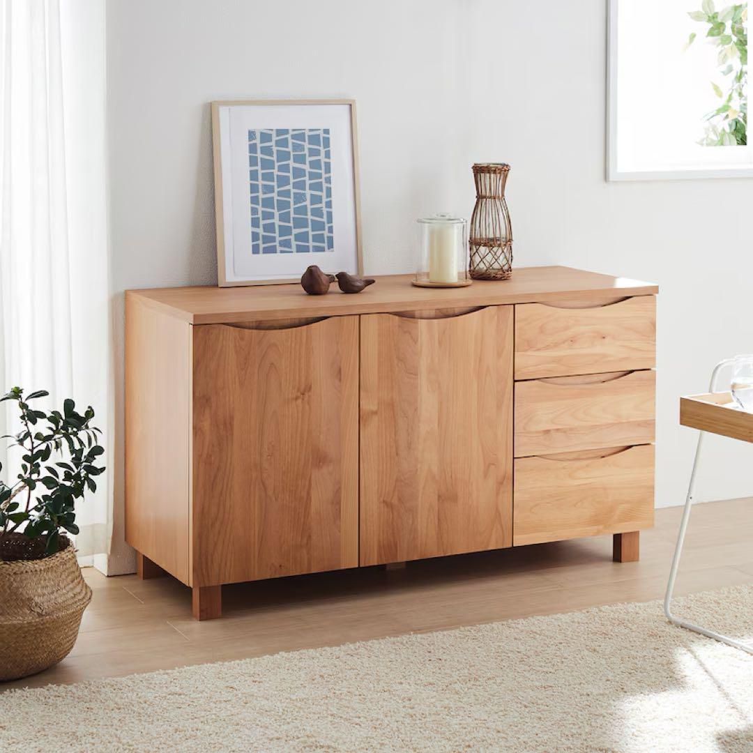 送料込み！あたたかみのあるローボード　アルダー材