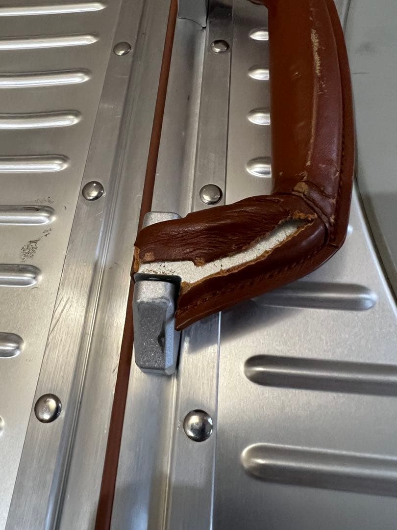 リモワ希少廃盤サイズORIGINAL TWIST　CHECKIN　L