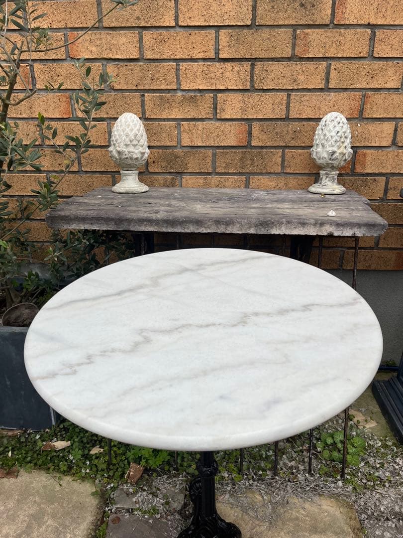 子猫のコーチャン アイアン 大理石 丸テーブル ガーデニング