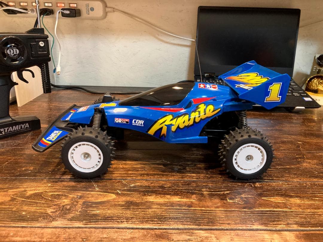 美品　TAMIYA アバンテ2001 QD 1/14スケール　完動品