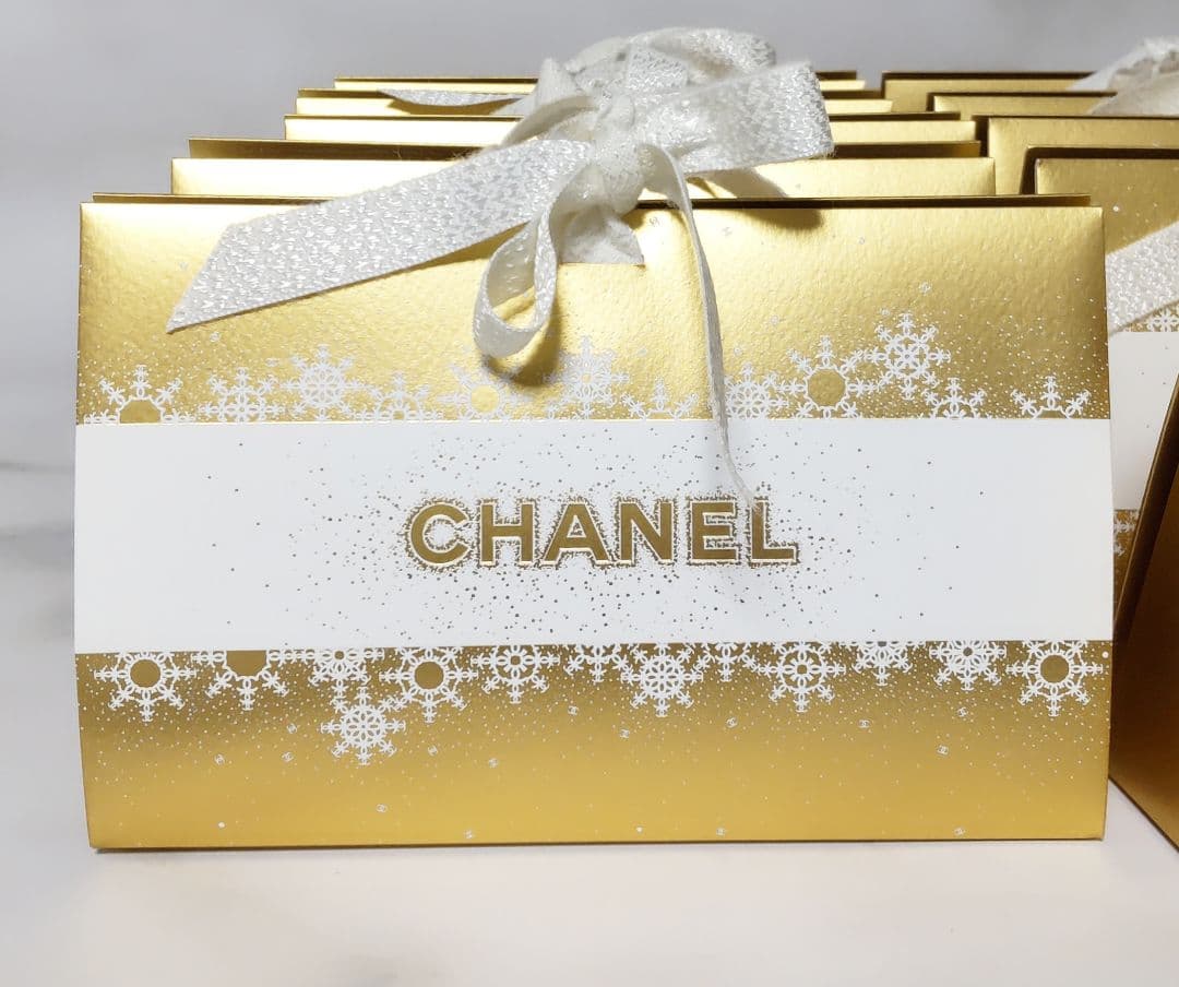 【数量限定】CHANEL/シャネル★2024年ホリデー限定★ギフトボックス10個