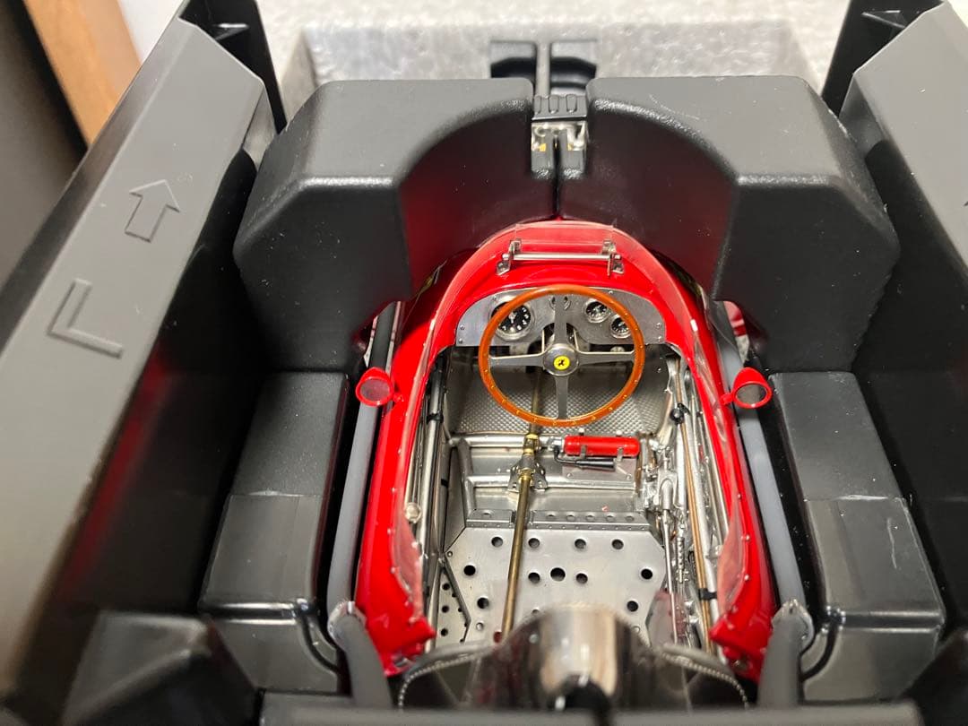 寧ー 1/18 EXOTO XS シリーズ フェラーリTIPO 246F1