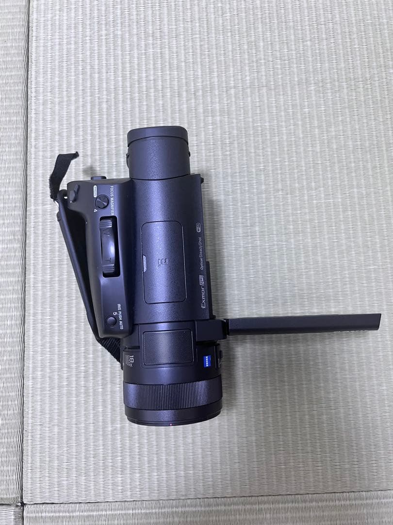 Sony FDR-AX700 4Kビデオカメラ 本体