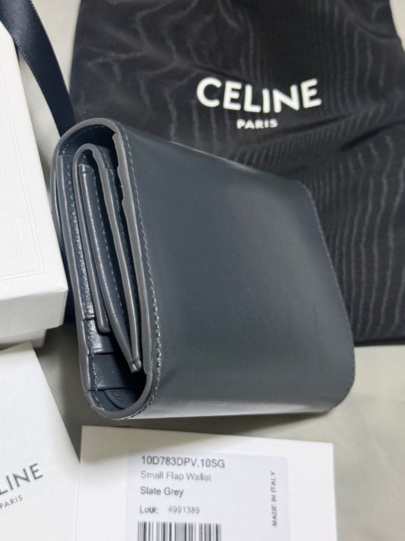 【希少カラー】CELINE トリオンフ　フラップウォレット グレー 三つ折り財布