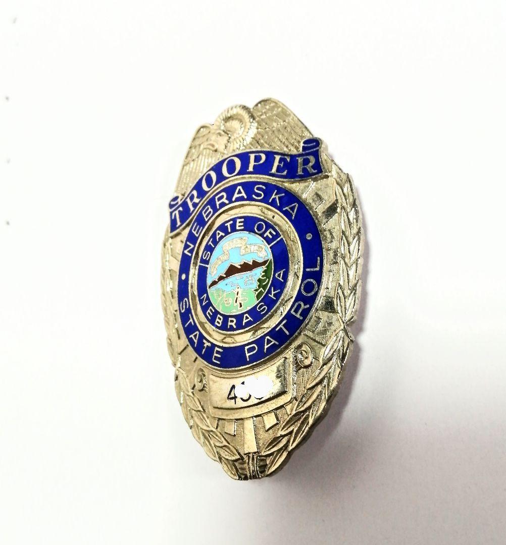 POLICEバッジ★ネブラスカ　trooperバッジ★希少品★1点物です。