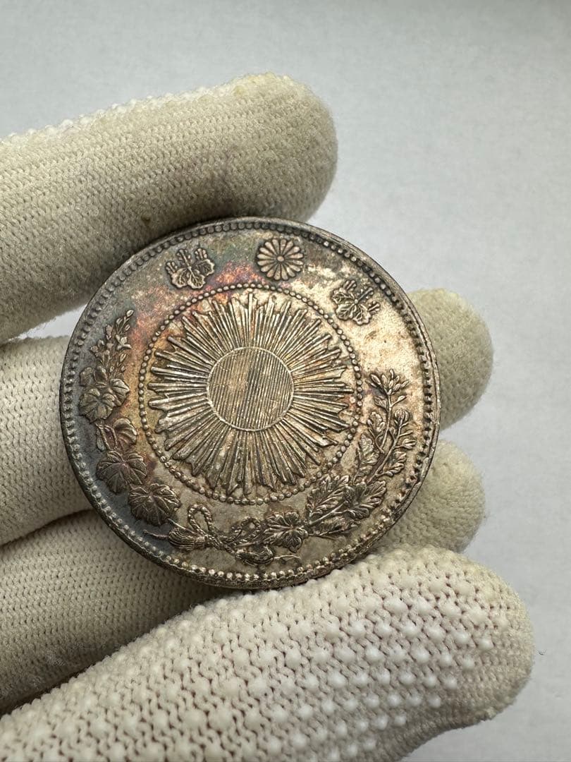 旧1円銀貨　明治三年 綺麗なトーン有り　一圓銀貨　一円銀貨　銀貨　本物保証