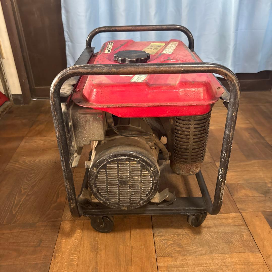 値下げ不可shindaiwa AVR機能　発電機 EGR2600 キャスター付き
