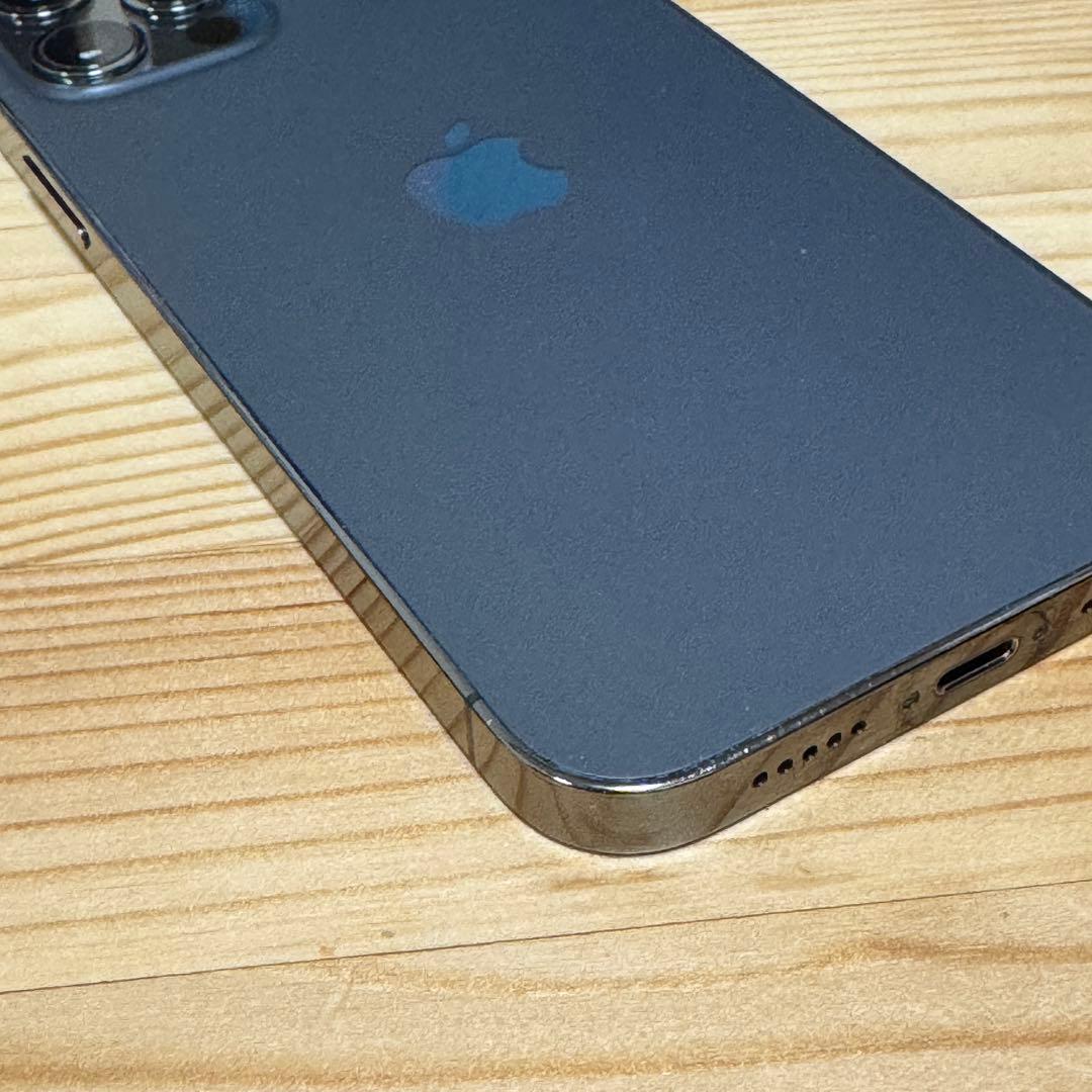 y*y様 美品　Apple iPhone 12 Pro グラファイトSIMフリー