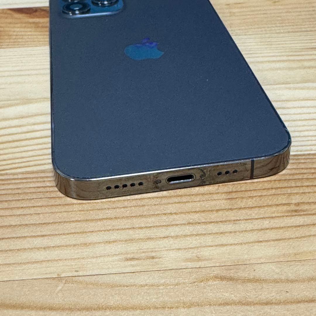 y*y様 美品　Apple iPhone 12 Pro グラファイトSIMフリー