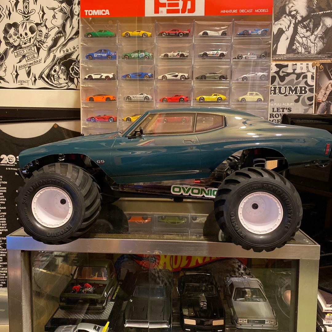 お*ん様 京商　メカレスマッドバンVEシャーシ　シボレーシェベルボディ　部品取り