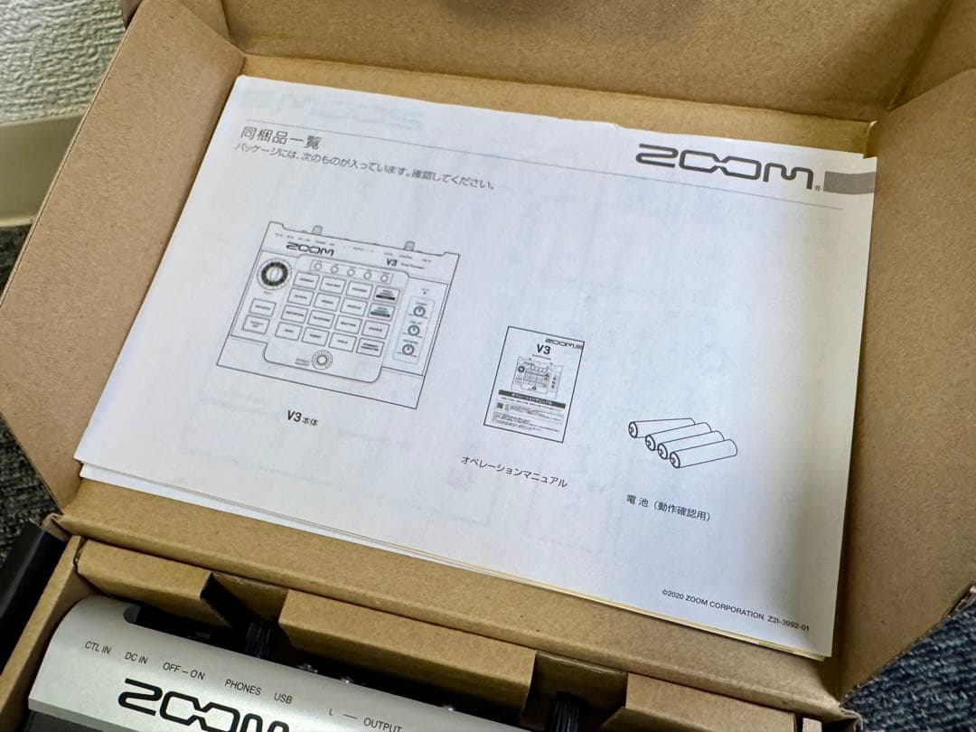 ZOOM V3 Vocal Processor 箱・説明書付